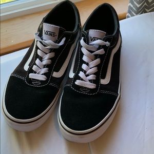 Black old school vans